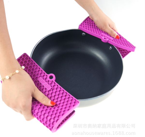 Square food-grade silicone honeycomb heat insulation pad