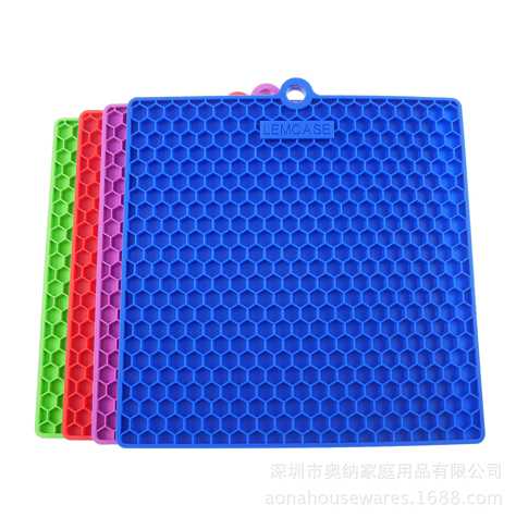 Square food-grade silicone honeycomb heat insulation pad