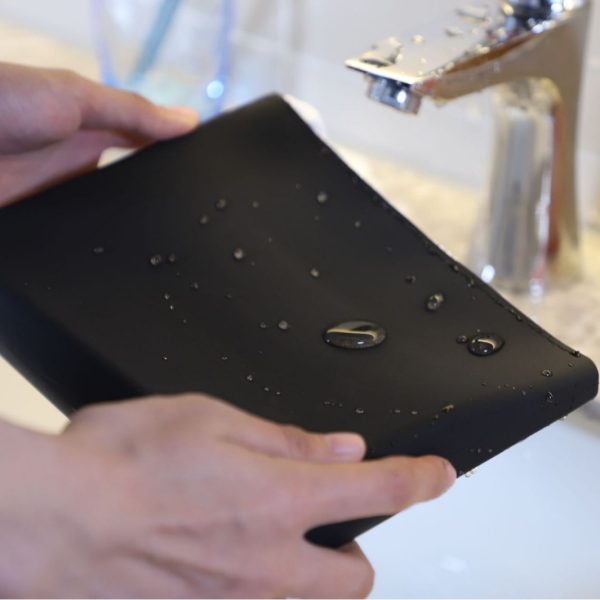 A-Silicone waterproof makeup bag