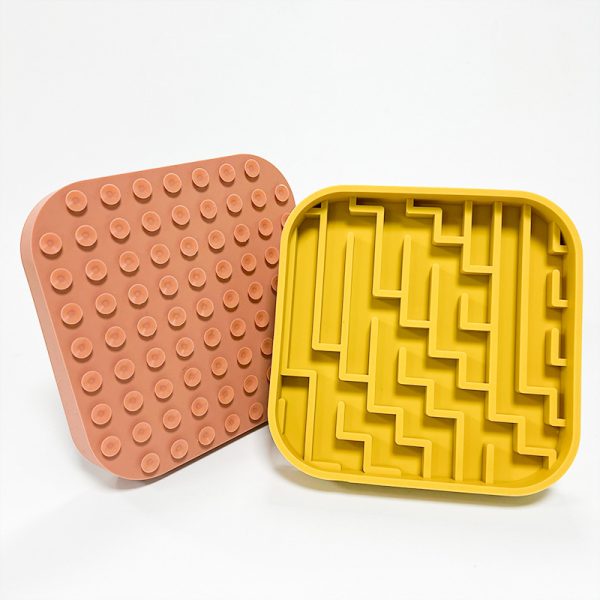 Pet slow-feeding food bowl