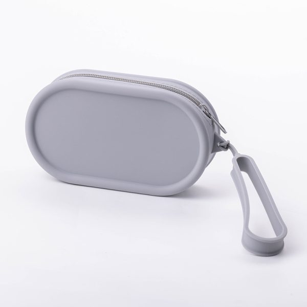 Silicone storage bag for makeup