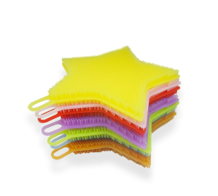 Red five-pointed star silicone dishwashing brush with soft bristles and hanging loop, showing product dimensions of 100mm by 19mm for kitchen cleaning.